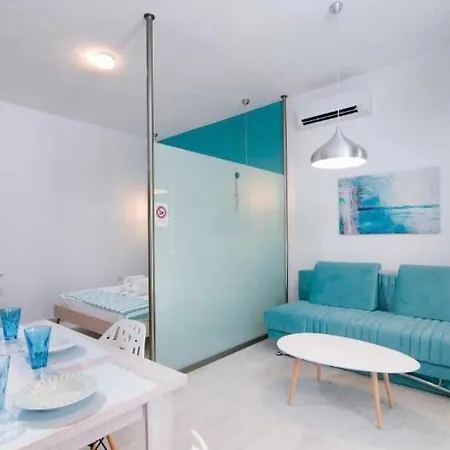 Lena 3 Aparthotel Potos